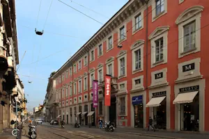 Museo Poldi Pezzoli facade, Via Manzoni, Milan
